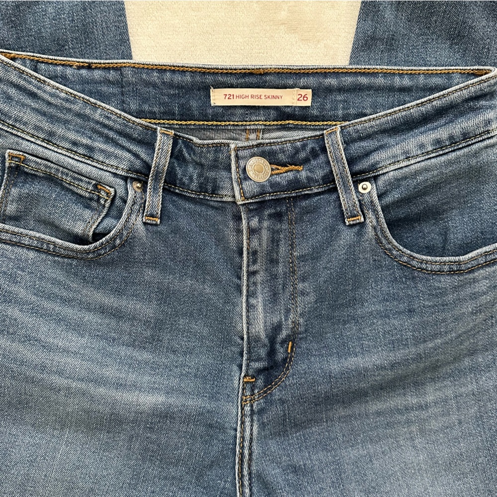 Levi’s 721 High Rise Skinny